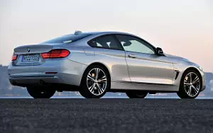   BMW 435i Coupe Sport Line - 2013