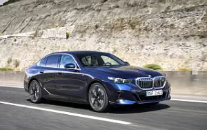   BMW i5 eDrive40 M Sport (Tanzanite Blue Metallic) - 2023