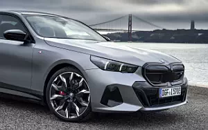   BMW i5 M60 xDrive (Frozen Pure Grey) - 2023