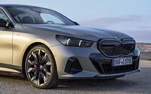   BMW i5 M60 xDrive (Frozen Pure Grey) - 2023