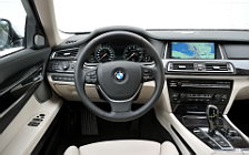   BMW 750i - 2012