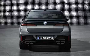   BMW M760e xDrive - 2022