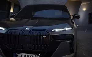   BMW M760e xDrive - 2022