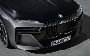   BMW M760e xDrive - 2022