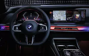   BMW M760e xDrive - 2022