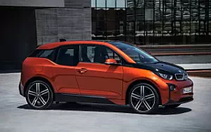   BMW i3 - 2013