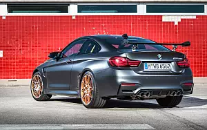   BMW M4 GTS - 2009