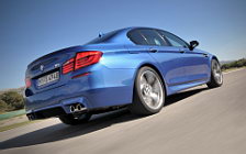   BMW M5 Sedan F10 - 2011