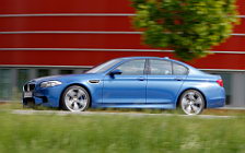   BMW M5 Sedan F10 - 2011