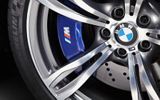   BMW M5 Sedan F10 - 2011