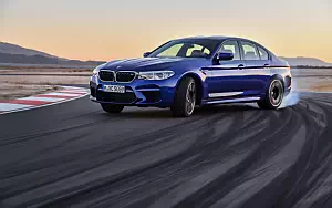   BMW M5 - 2018