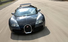   Bugatti Veyron - 2005