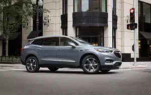   Buick Enclave - 2017