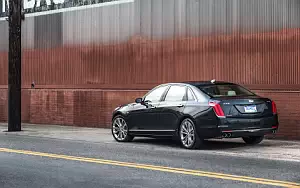   Cadillac CT6 - 2016