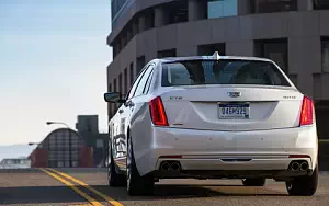   Cadillac CT6 - 2016