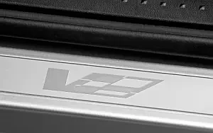   Cadillac CTS-V - 2004