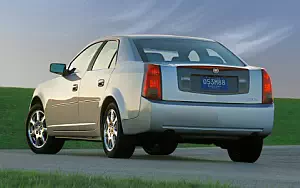   Cadillac CTS - 2004