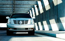   Cadillac Escalade Hybrid - 2011
