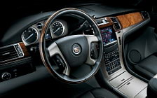   Cadillac Escalade Platinum - 2011