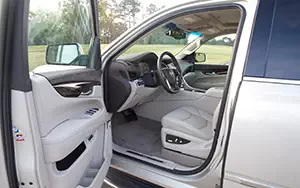   Cadillac Escalade - 2014