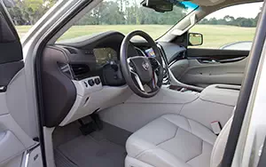   Cadillac Escalade - 2014