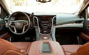   Cadillac Escalade - 2014