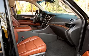   Cadillac Escalade - 2014