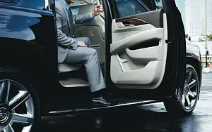   Cadillac Escalade ESV - 2015