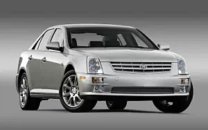   Cadillac STS - 2005