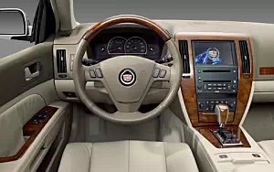  Cadillac STS - 2005