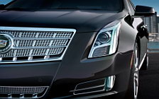   Cadillac XTS - 2013