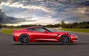   Chevrolet Corvette Stingray - 2013