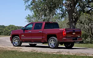   Chevrolet Silverado High Country Crew Cab - 2013