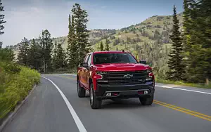   Chevrolet Silverado LT Z71 Trailboss Crew Cab - 2018