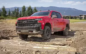   Chevrolet Silverado LT Z71 Trailboss Crew Cab - 2018