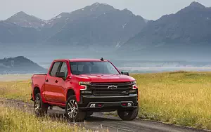   Chevrolet Silverado LT Z71 Trailboss Crew Cab - 2018
