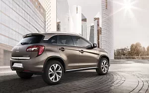   Citroen C4 AirCross - 2011