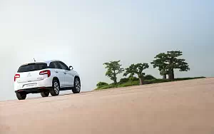   Citroen C4 AirCross - 2015