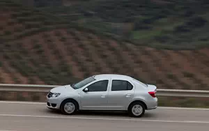   Dacia Logan - 2012