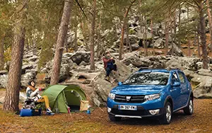   Dacia Sandero Stepway - 2012