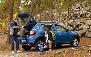   Dacia Sandero Stepway - 2012