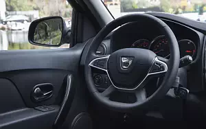   Dacia Sandero - 2016