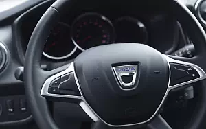   Dacia Sandero - 2016