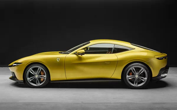   Ferrari Amalfi (Giallo Montecarlo) - 2025