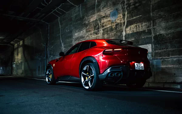 ���� ���������� Ferrari Purosangue Japan-spec - 2023