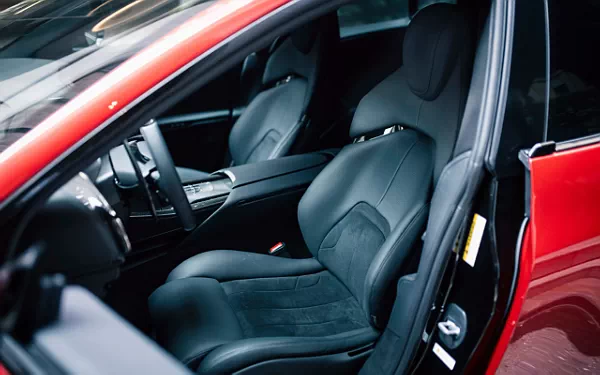 ���� ���������� Ferrari Purosangue Japan-spec - 2023