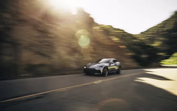 ���� ���������� Ferrari Purosangue US-spec - 2023