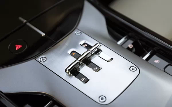 ���� ���������� Ferrari Purosangue US-spec - 2023