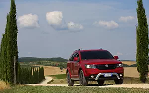   Fiat Freemont Cross - 2014
