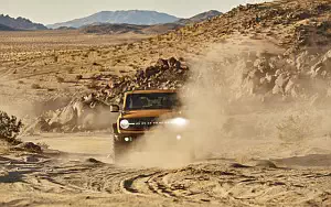   Ford Bronco 2-Door Black Diamond Sasquatch Package - 2020